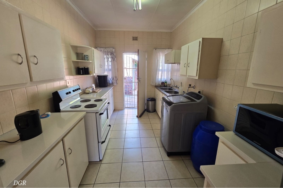 2 Bedroom Property for Sale in Memorial Road Area Northern Cape